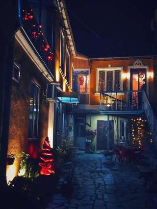 Гостевой дом Golden flower Кутаиси-6